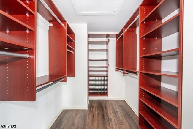 Building Photo - 43 S Shore Dr