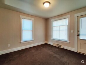 Building Photo - 209 Fair St