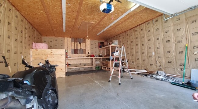 Building Photo - 244 Pasadena Blvd