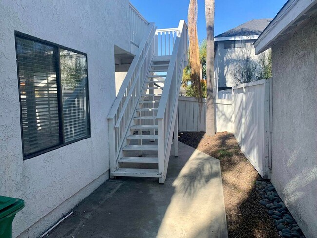 Building Photo - Lovely Carlsbad Home in the Gated Community of Harbor Point