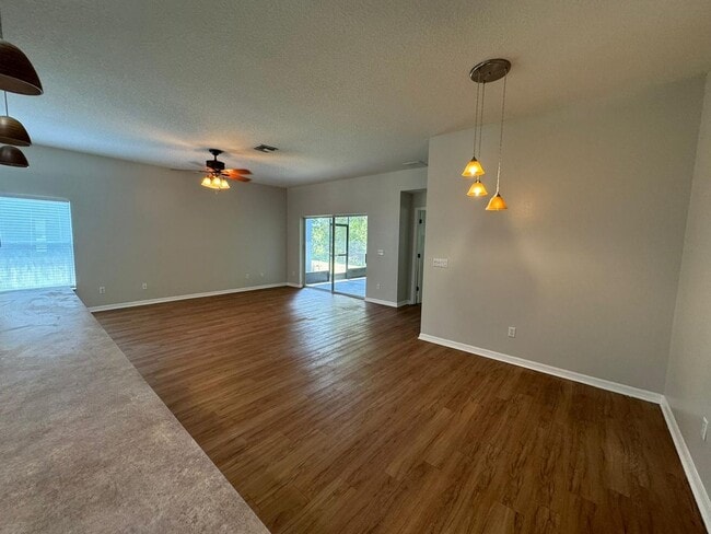 Building Photo - Avalon Lakes: 3 Bedroom, 2 Bathroom, 2 Car Garage home