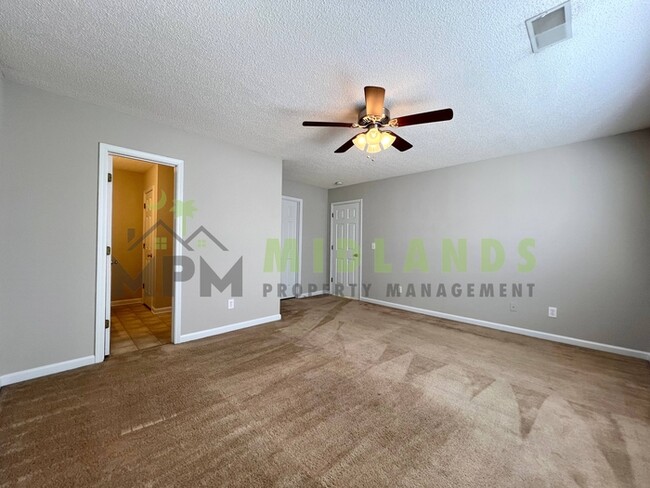 Building Photo - 139 Arthurdale Dr