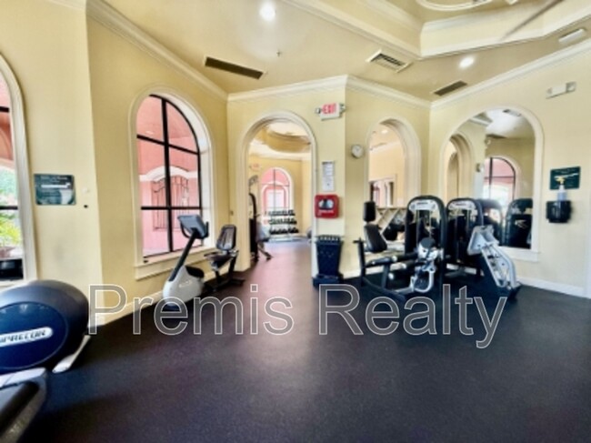 Building Photo - 2713 Via Murano