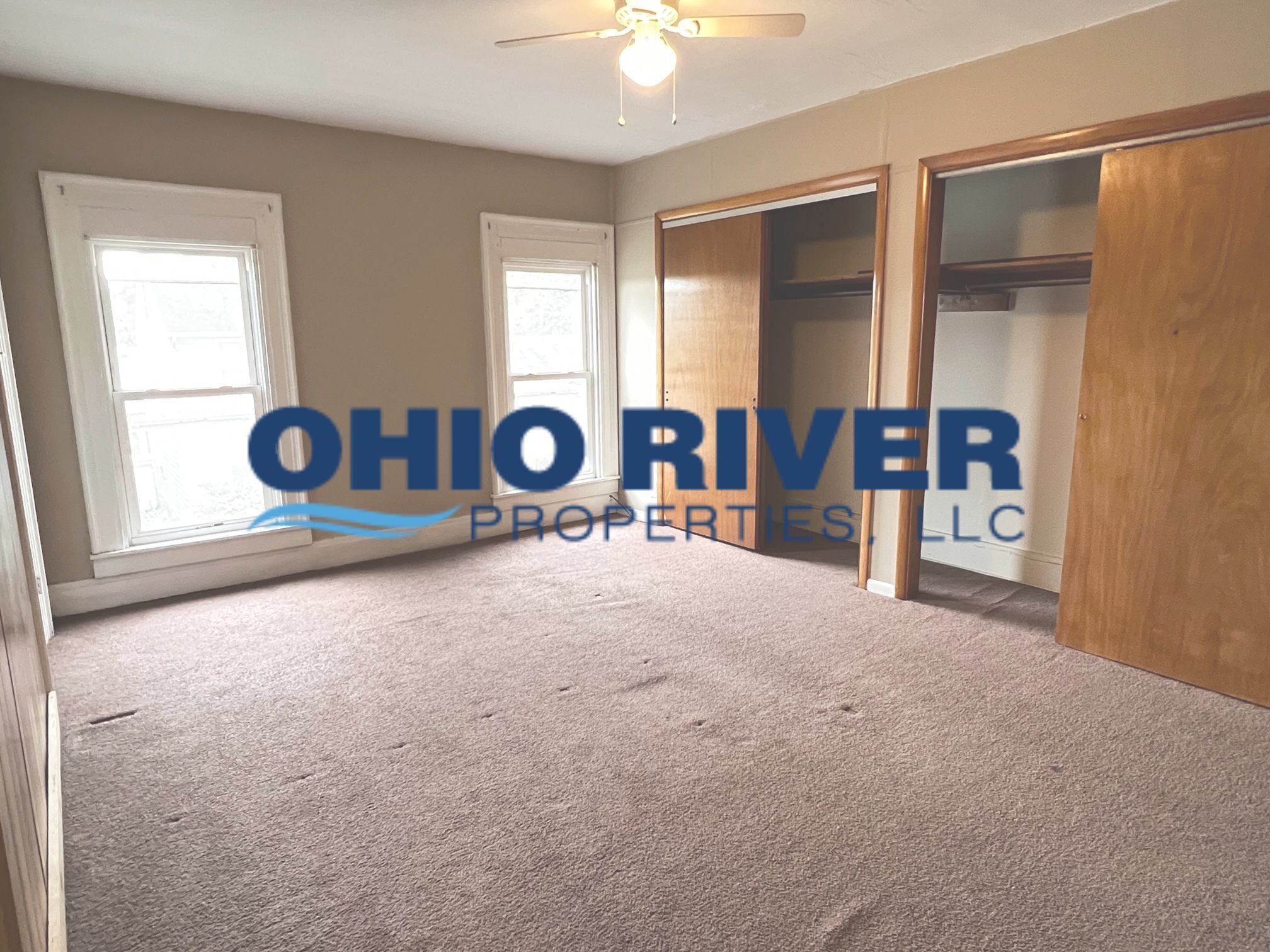 Building Photo - 118 3rd St