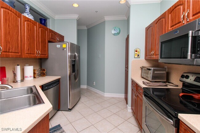 Building Photo - 817 Carrick Bend Cir