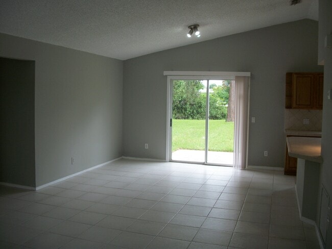 Building Photo - 1626 SW Bascom Ave