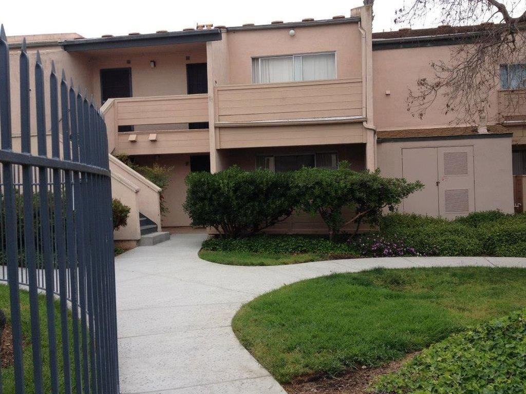 Outside View - 3238 Ashford Street
