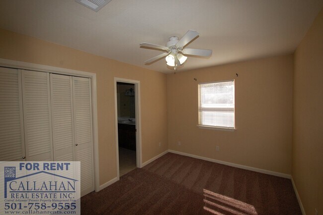 Building Photo - Little Rock 4 Bedroom Home