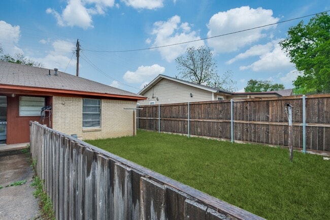 Building Photo - Charming Irving Home with Fenced Backyard & Pet-Friendly Living