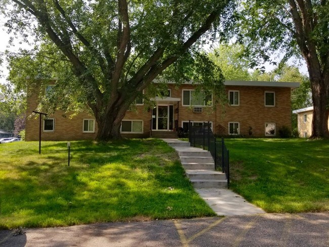 Building Photo - 13080 N 3rd Ave