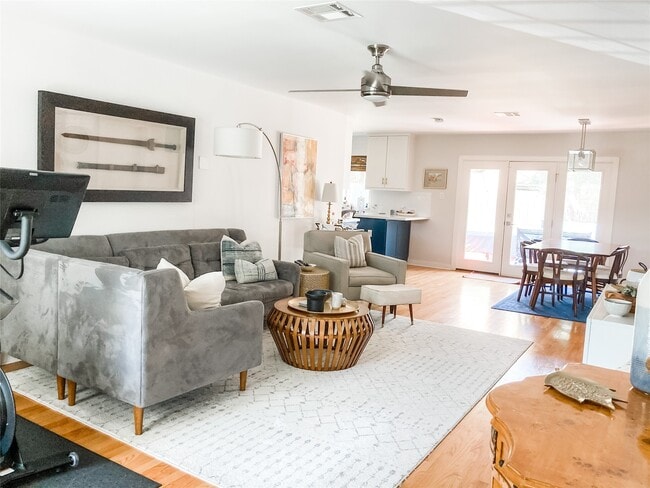 Building Photo - 5546 Pagewood Ln