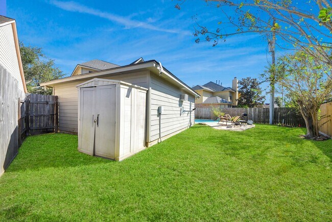 Building Photo - 3010 Ashton Park Dr