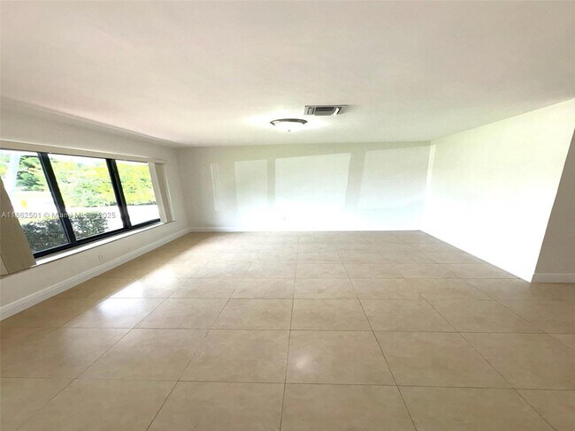 Building Photo - 10431 SW 54th St