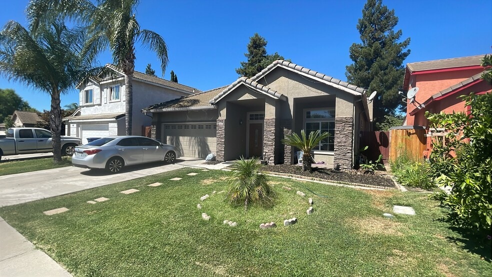 Building Photo - 5421 Indian Ridge Ln