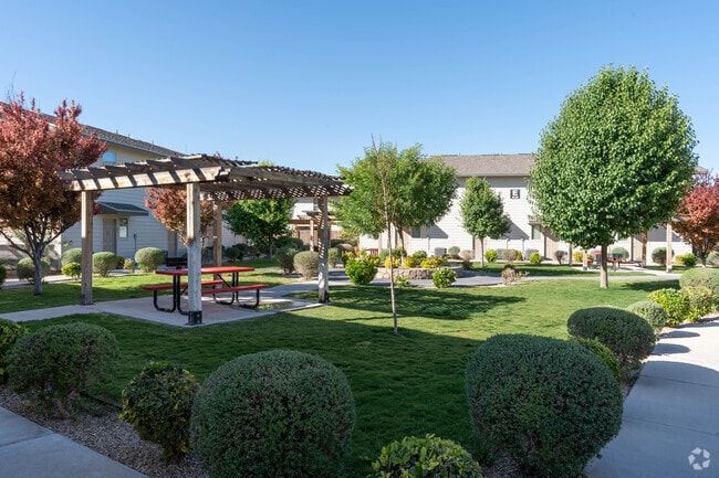 Building Photo - Desert Sky Townhomes