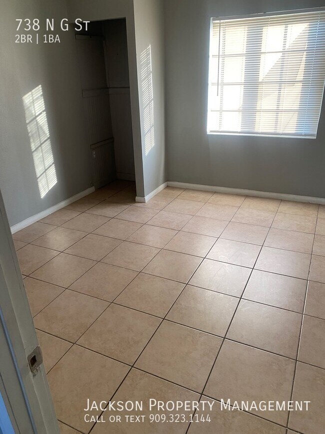 Building Photo - 738 N G St