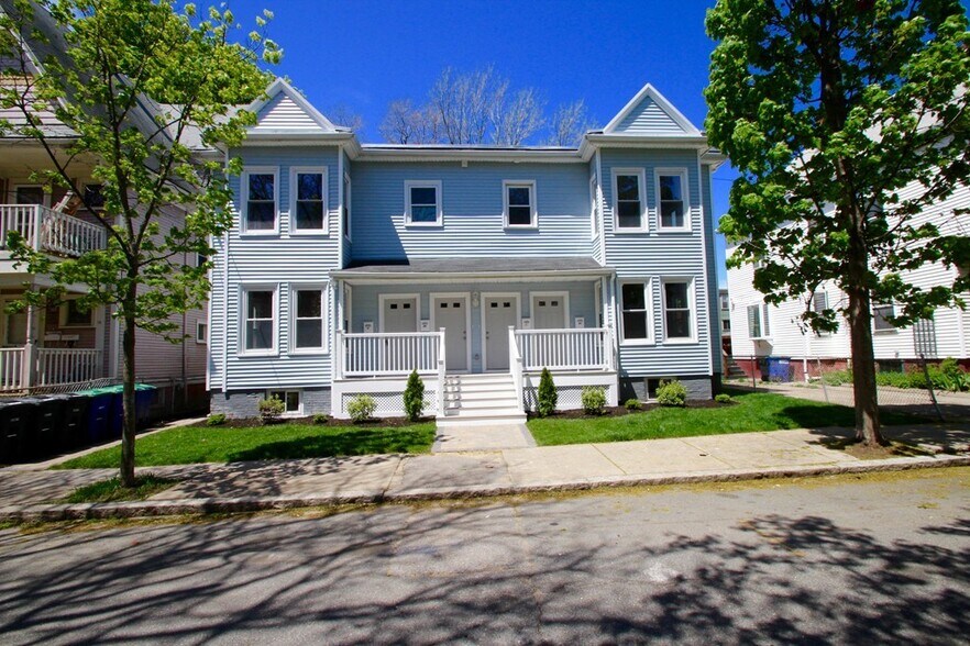 Primary Photo - 20 Tennyson St