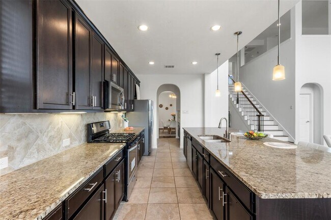 Building Photo - 3646 Aldridge Dr