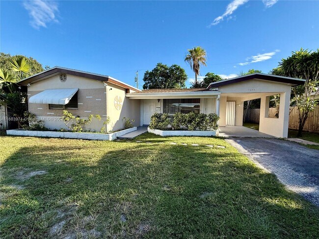 Building Photo - 7654 Indigo St