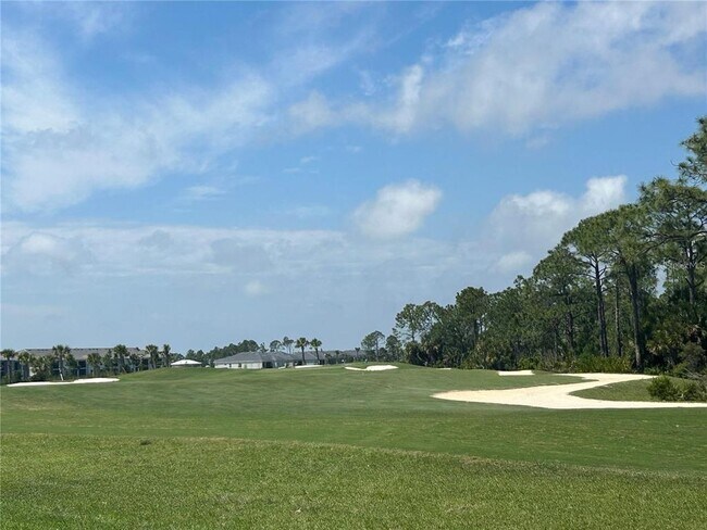 Building Photo - 12240 Wellen Golf St