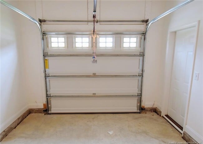 Building Photo - 138 Cromwell Ct