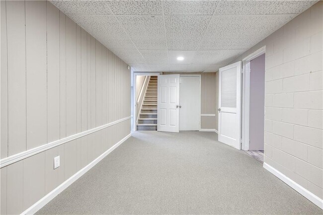 Building Photo - 2174 GA-323