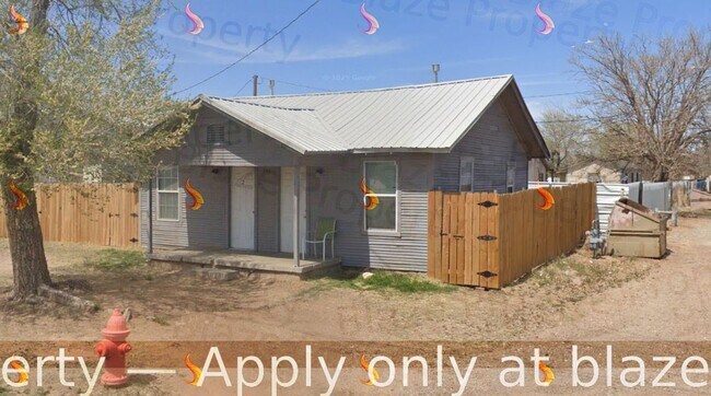 Building Photo - 711 Wichita Ave