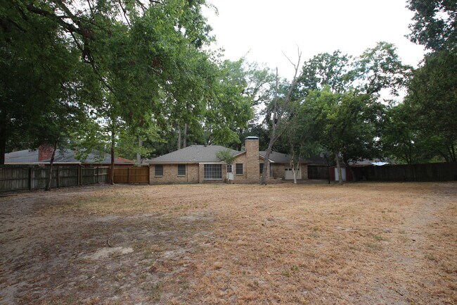Building Photo - 316 Clemson Dr
