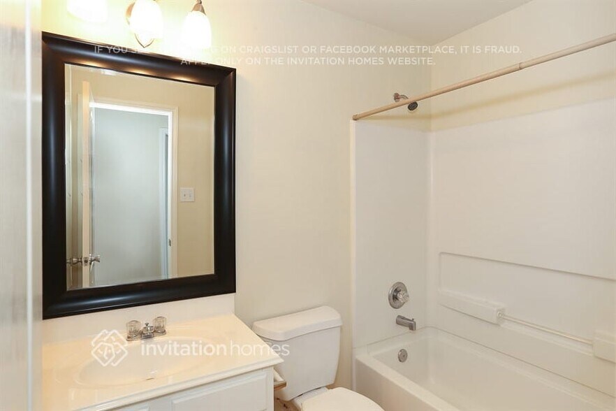 Building Photo - 29607 Evergreen Hills Dr