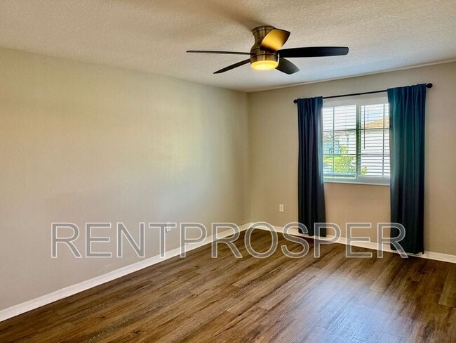 Building Photo - 1175 Flowing Tide Dr