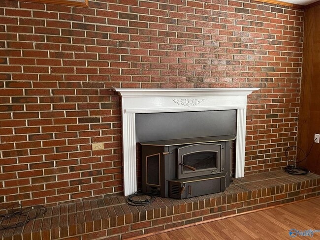 Building Photo - 2803 Brett Rd NW