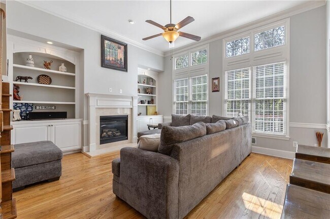 Building Photo - 1005 Regal Hills Ln