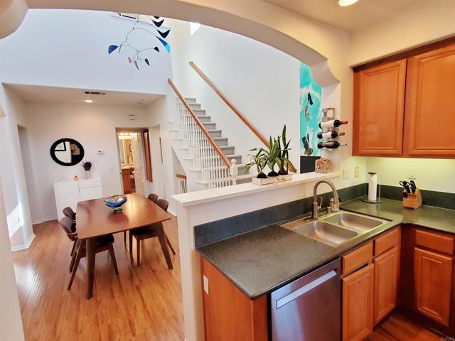 Building Photo - 6484 Corte La Luz