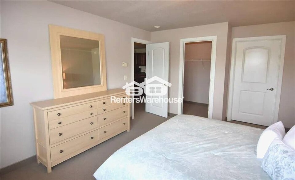 Building Photo - 2853 29th Ave