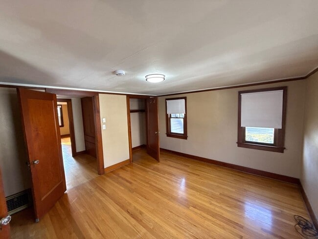 Building Photo - 240 13th St NE