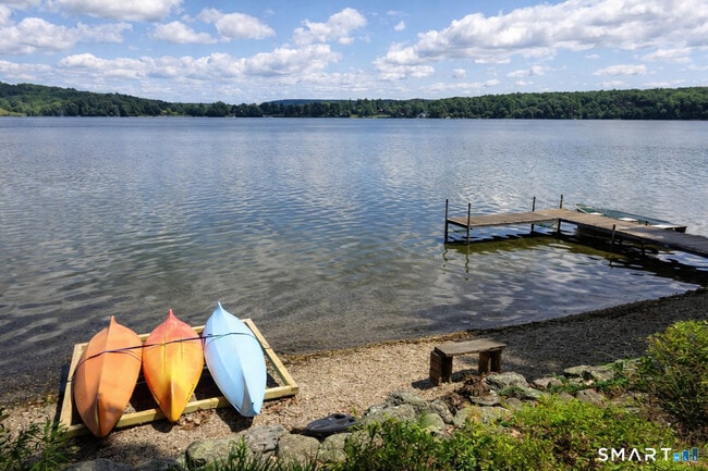 Building Photo - 123 Interlaken Rd