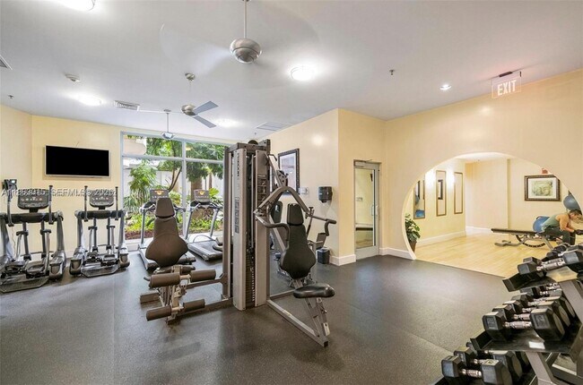 Building Photo - 1830 Radius Dr