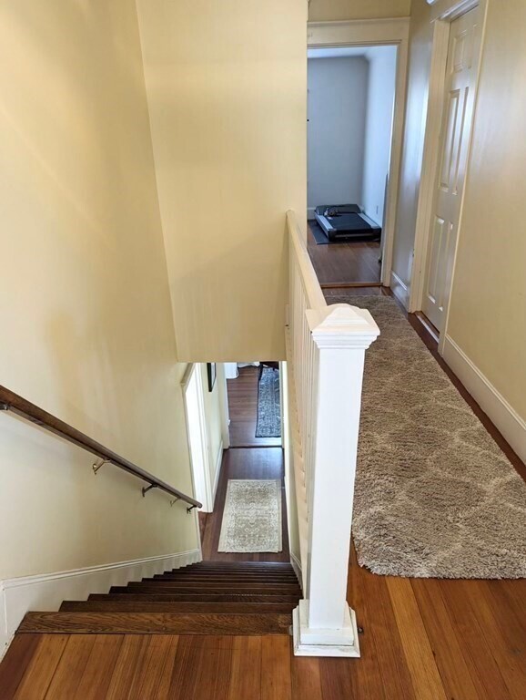 Building Photo - 100 Church St