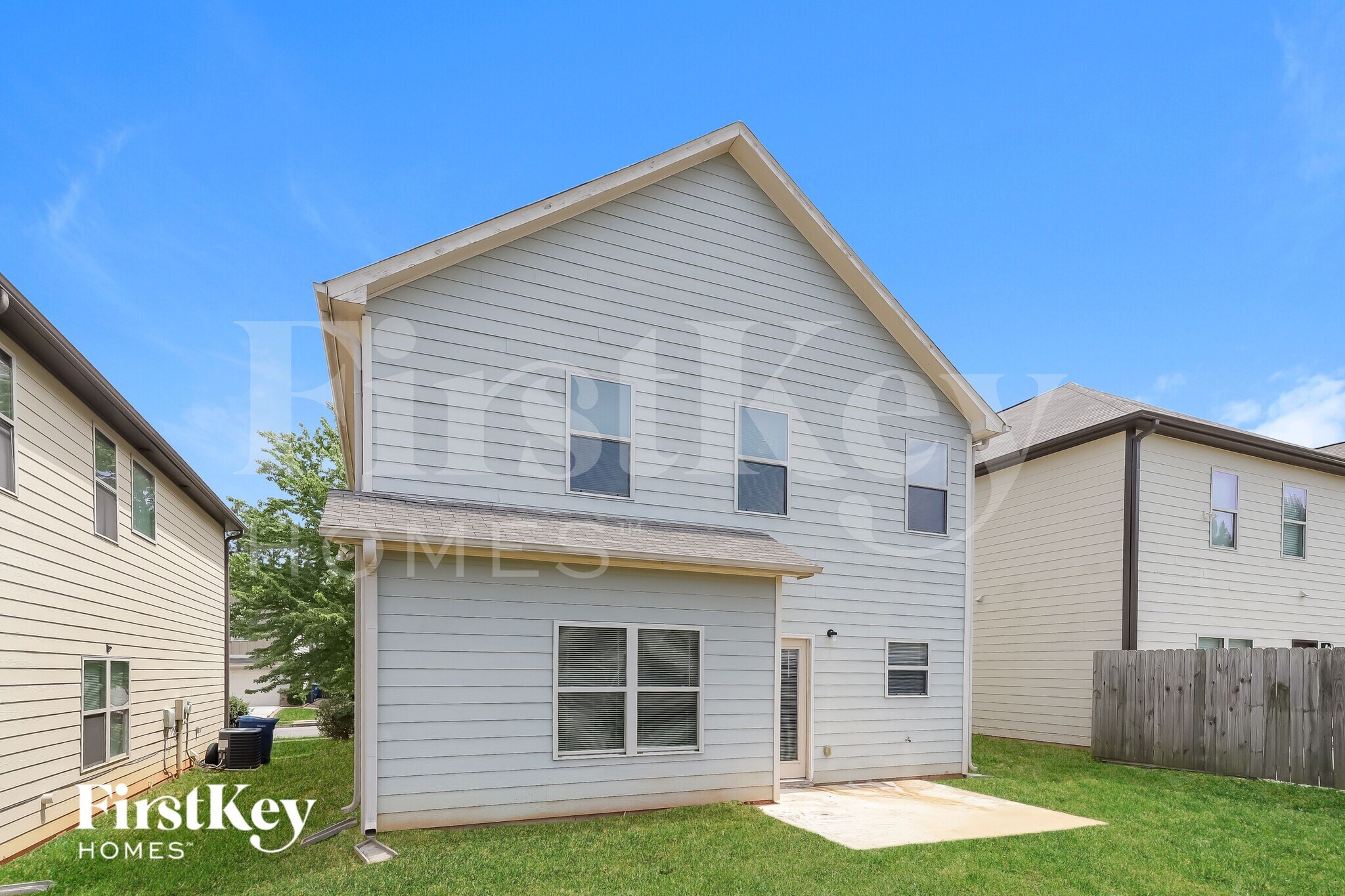 Building Photo - 777 Grenier Terrace NE