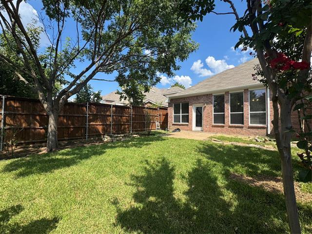 Building Photo - 5913 Big Pine Dr