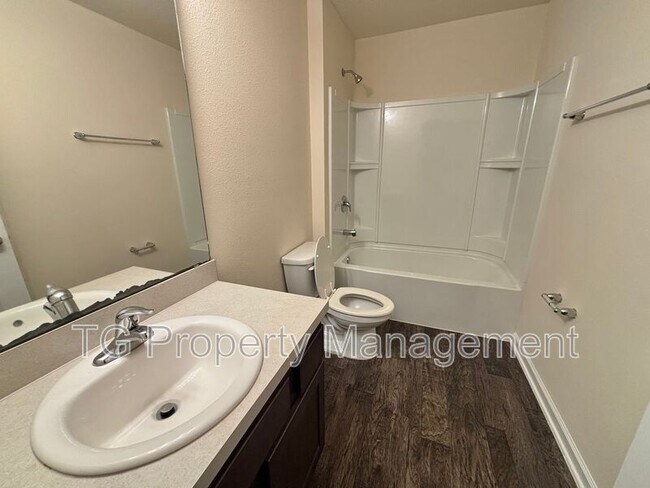 Building Photo - 15668 Palfrey Chase Dr