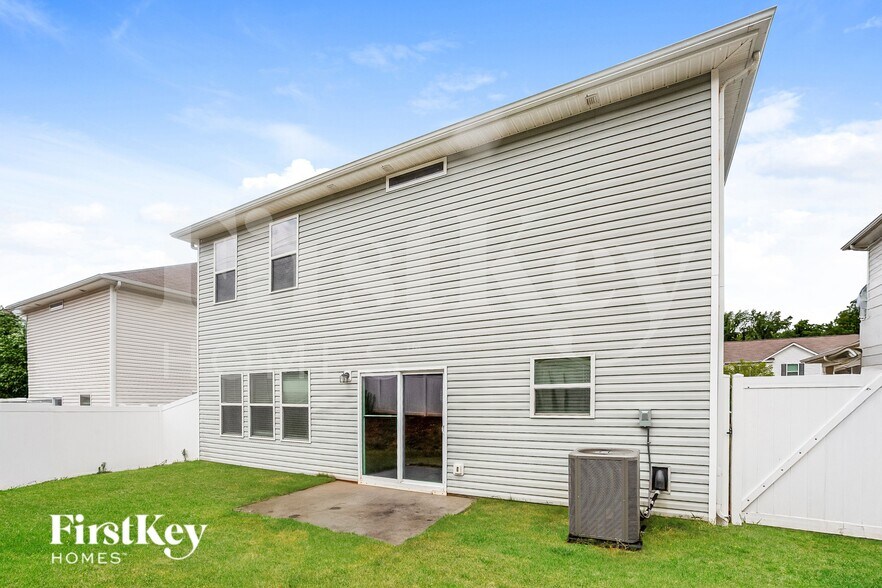 Building Photo - 2814 Curbstone Ln
