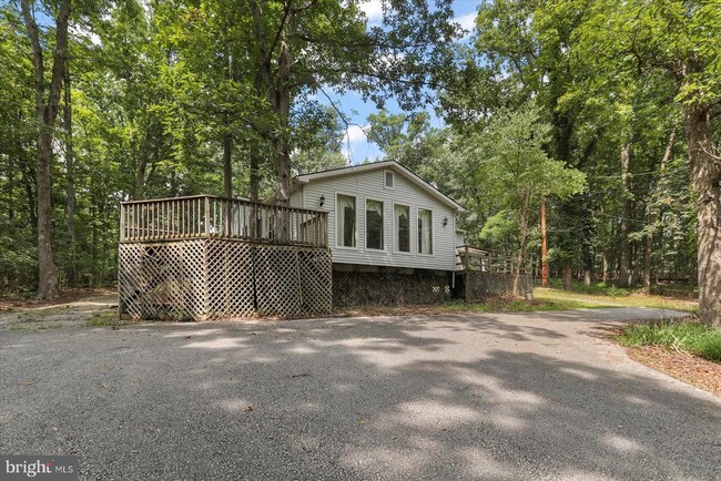 Primary Photo - 555 McGlaughlin Rd