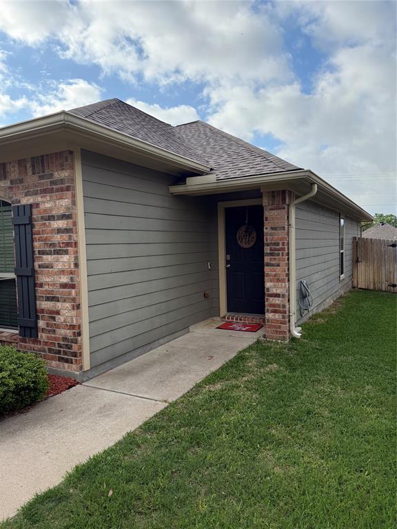 Building Photo - 108 Brookside Dr