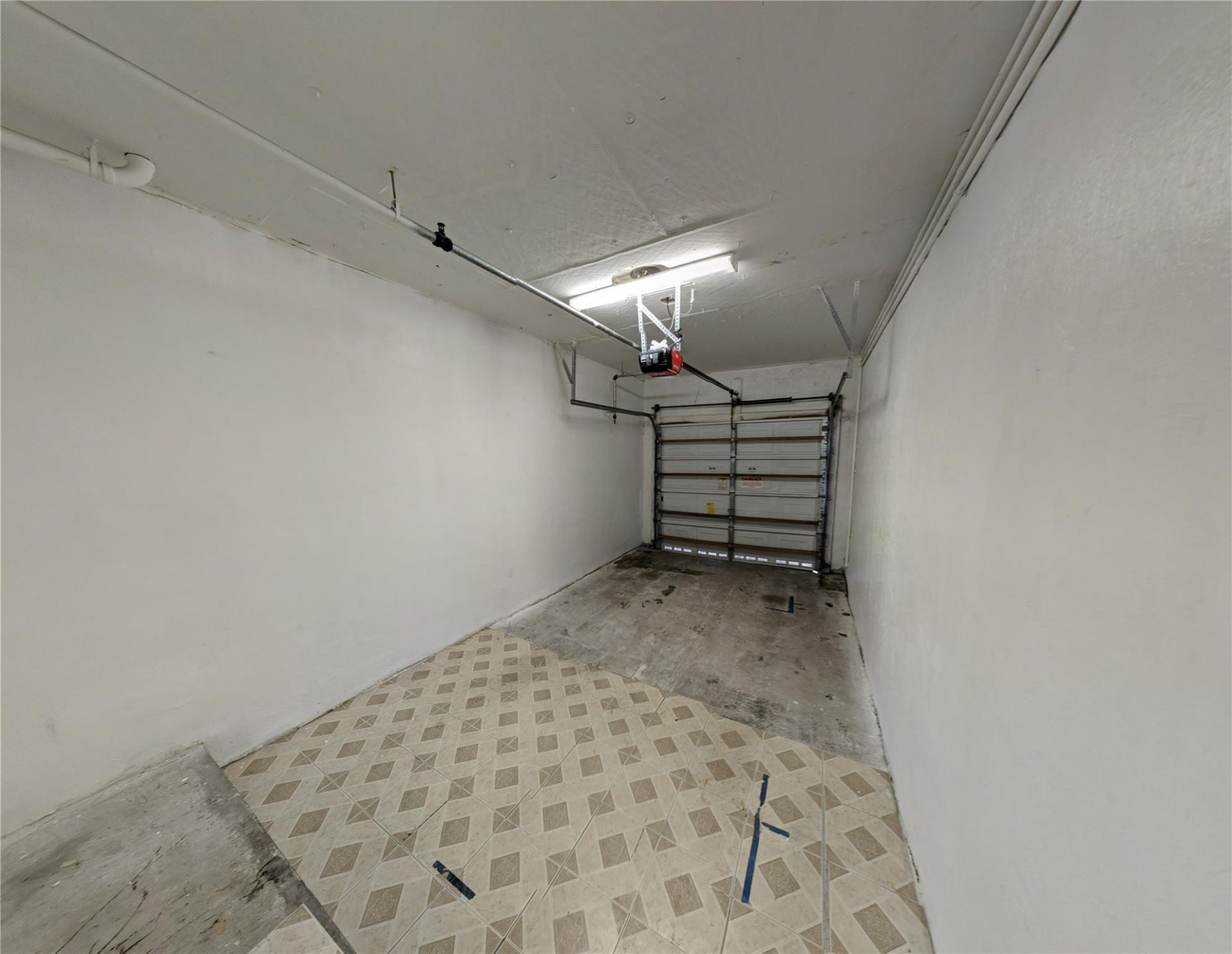 Building Photo - 761 SW 148th Ave