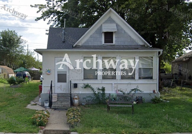 Primary Photo - 1029 Hasbrook Ave