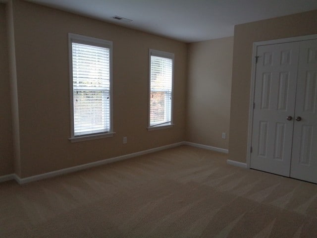 Building Photo - 100 Pearson Pl