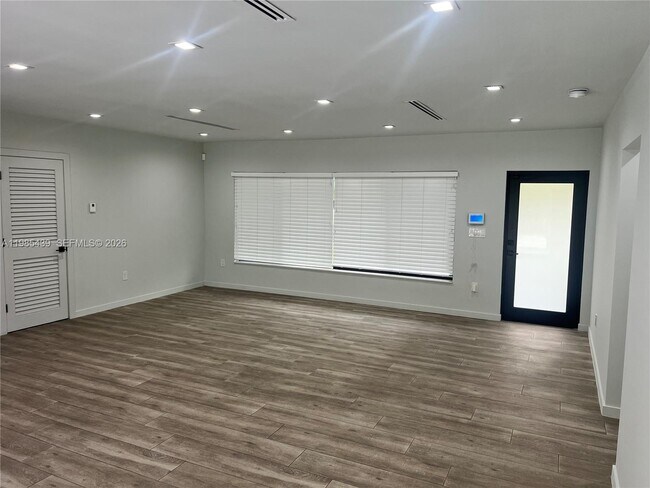 Building Photo - 7340 SW 105th Terrace