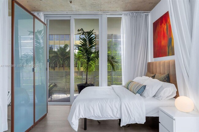 Building Photo - 1700 Meridian Ave