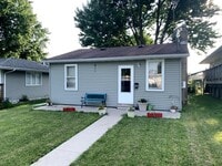 Building Photo - 1014 1st Ave